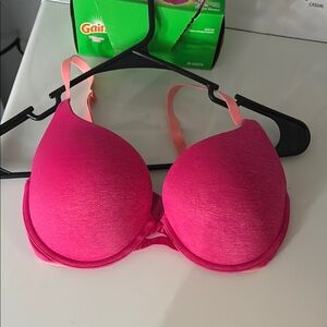 Victoria's Secret Pink T-Shirt Bra with Underwire